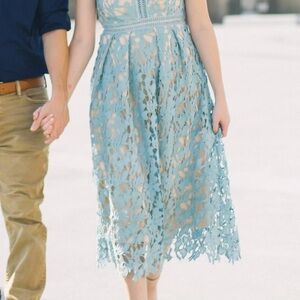 Romeo & Juliet Couture Lace Midi Dress